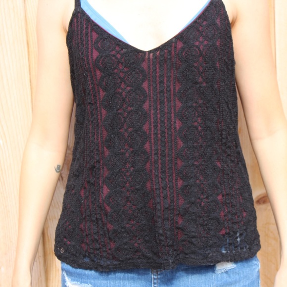 Y2K Black + Maroon Lace Tank 🐙 - Picture 3 of 9